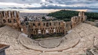 Românii îşi pot petrece vacanţele în Grecia. Ce restricţii au impus autorităţile elene