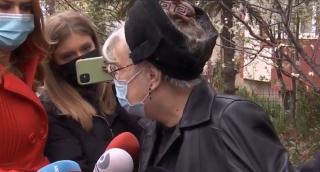 Soția bărbatului care a murit asfixiat, după ce a fost trântit la pământ și imobilizat de polițiști, la Pitești: ”Poliţia a ajuns mai rău ca Miliţia”