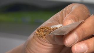 Traficanţii de ţigări şi-au adaptat "meseria" la restricţiile impuse din cauza pandemiei de coronavirus