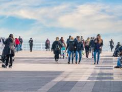 Litoralul scapă de restricțiile de weekend. Incidența cazurilor de Covid-19 a scăzut în Constanța sub 4 la mia de locuitori