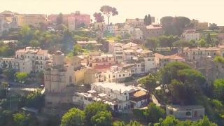 Italia a fost declarată cea mai sigură destinație de vacanță anul acesta. Autorităţile plănuiesc să vaccineze toţi locuitorii de pe insulele turistice până la vară