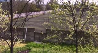 Cum s-a întâmplat tragedia de pe stadionul Dunărea din Galați, unde un băiețel de 10 ani a fost strivit sub un gard de beton