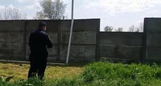 Un băiețel de 11 ani a murit în Galați, după ce o placă de beton s-a prăbușit peste el. Copilul s-a stins la spital