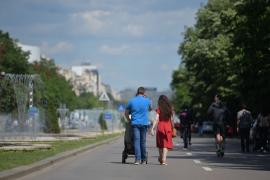 A scăzut sub 3.5 rata de incidență în București. Se vor ridica restricțiile de weekend în această noapte. Florin Cîțu: "O veste foarte bună! Le mulțumesc bucureștenilor"