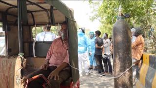 Pacienții decedați de Covid au ajuns să fie incinerați în crematorii improvizate comune, în India