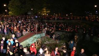 Zeci de mii de turişti sunt aşteptaţi pe litoral în weekend-ul de Paşte. Forţele de ordine fac apel la respectarea legii