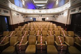 Fără mască de protecţie la spectacole. Ce variante experimentale va testa România