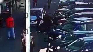 Din ce cauză s-a produs accidentul din Roman, unde o şoferiţă a spulberat trei persoane pe trotuar. Una din victime, în stare gravă