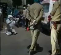 O femeie din India a murit de Covid după ce poliția i-a luat butelia de oxigen pentru a i-o da unui VIP 