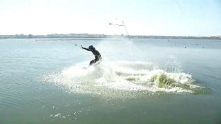 Turiștii de pe litoral n-au renunțat la distracție nici în prima zi de Paște. Au preferat, însă, sportul, în locul meselor copioase