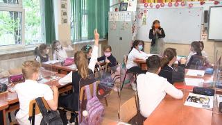 Reguli stricte pentru elevi, după reluarea cursurilor. Scenariile în care se desfășoară școala acum