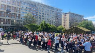 A început maratonul vaccinării în Capitală, la Sala Palatului şi Biblioteca Națională. Sute de oameni s-au strâns la coadă