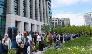 Maratonul vaccinării, un succes - peste 16.000 de persoane imunizate. Când se închid oficial zecile de cabinete din București
