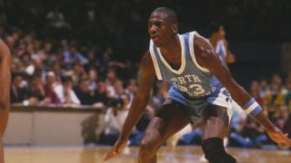 Record absolut: 1,38 milioane de dolari pe tricoul lui Michael Jordan