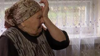 Imaginile durerii: Oamenii au rămas fără avutul de o viaţă în doar câteva minute. Într-o casă, doar amintirile au supravieţuit, imortalizate pe un perete rămas în picioare