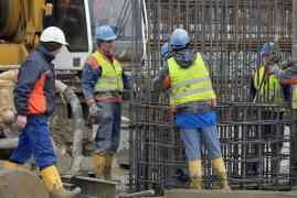 Piaţa muncii din România îşi revine după pandemie: Creşteri semnificative în mai multe domenii de activitate. Cine sunt cei mai căutaţi angajaţi