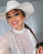 Codruţa Filip a colaborat pentru a doua oară cu Edward Sanda: Piesa aceasta este diferită faţă de ce cânt eu de obicei