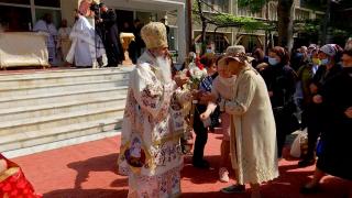 Scandal în BOR. Patriarhul Daniel îl critică dur pe ÎPS Teodosie: îl acuză că sfidează Patriarhia, permite plagiate și are datorii mari