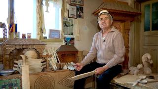 Toader Bârsan, tâmplarul de porţi din Maramureş care l-a uluit pe Bill Clinton, despre dragostea de ţară, într-un reportaj Euronews: Ce avem noi românii, nu are nimeni în lumea asta