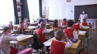 Evaluare naţională, clasa a II-a. Elevii au susţinut testul la limba română sau maternă. La ce foloseşte evaluarea copiilor în şcoala primară
