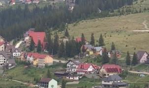 Pandemia a pus lacătul pe multe afaceri din turism. La Rânca, zeci de cabane și case de vacanță sunt scoase la vânzare