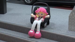 Cât de important este scaunul special de maşină pentru siguranţa copiilor şi până la ce vârstă trebuie utilizat