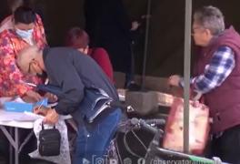 Sute de persoane, la coadă, la cel de-al doilea maraton al vaccinării, în București. 4.962 de persoane s-au vaccinat deja la cele 2 centre