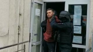 Prima reacție a șoferului care a distrus opt mașini în Iași: "Vă iubesc pe toţi!" | Tânărul, prins de un pompier aflat în timpul liber