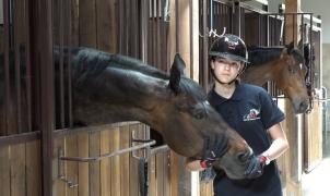 Povestea Emei, dublă campioană balcanică la echitaţie. La 14 ani, vrea să cucerească Europa