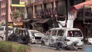 Masacru fără precedent: 140 de oameni ucişi, executaţi fără milă într-un sat din Burkina Faso