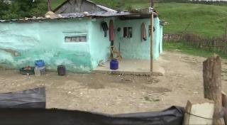 Bărbatul acuzat că și-a ucis iubita gravidă în trei luni, în Vrancea, i-a violat prietena care venise la ei în vizită, înainte de crimă