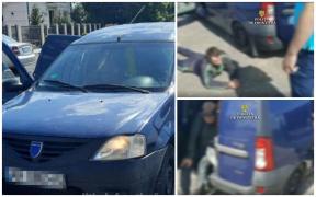 Șofer român prins cu 14 migranți înghesuiți într-o Dacie MCV, la Jebel. Bărbatul a fost arestat - VIDEO