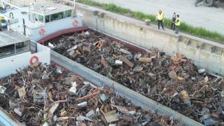 România se transformă în groapa de gunoi a Europei: "Profită pentru că sunt găuri în legislaţie, proasta activitate a anumitor instituţii ale statului"