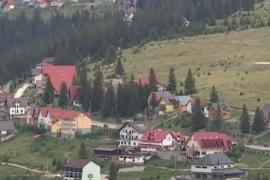 Românii ştiu să profite de frumuseţile naturii: numărul pensiunilor agroturistice a crescut cu 8%.Topul judeţelor care atrag cei mai mulţi turişti