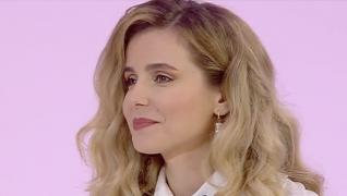 Trucuri de fashion oferite de consultantul de imagine Andreea Chirilă. Moduri pentru a da strălucire unei ţinute banale