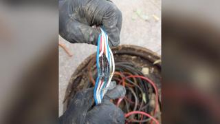 Semafoare defecte într-o intersecţie aglomerată din Bucureşti, după ce cablurile au fost roase de şobolani