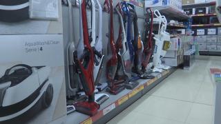 Rabla pentru electrocasnice 2021. Voucherele din etapa a treia, pentru uscătoare de rufe sau aspiratoare, au fost epuizate