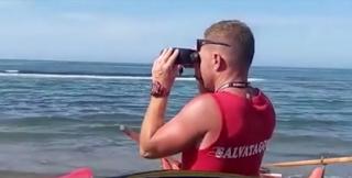 Alin, un salvamar român, erou în Italia după ce a salvat un adolescent de la înec