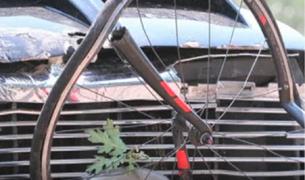 Un bărbat a intrat cu camioneta într-un grup de biciclişti, în Statele Unite ale Americii. Mai mult persoane au ajuns la spital, cu răni grave