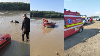 Au fost reluate căutările celor două surori dispărute de ieri în Dunăre. Fetiţele au căzut în apă, în zona portului Isaccea