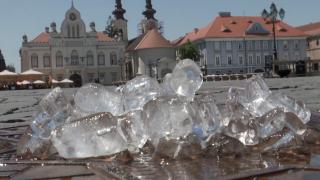 România, între furtuni violente şi coduri de caniculă. În unele zone s-au înregistrat 57 de grade la nivelul asfaltului