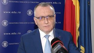 Ministrul Educaţiei a anunţat grupuri anti-bullying în şcoli, după ce un elev s-a aruncat de la etaj, la "George Bacovia" din Bucureşti