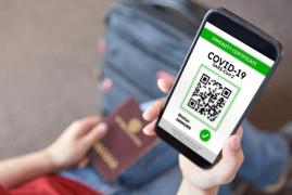 Certificatul digital Covid, disponibil online pentru români de la 1 iulie. Unde și cum poate fi descărcat documentul