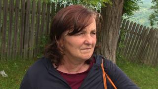 Alegeri locale în România. În Prahova au votat un condamnat pentru pornografie infantilă, pe motiv că "e baiat bun". La Deveselu s-au duelat fiul edilului mort și vărul lui