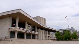 Maraton de spectacole la Teatrul Naţional din Craiova: 100 de piese, jucate fără oprire