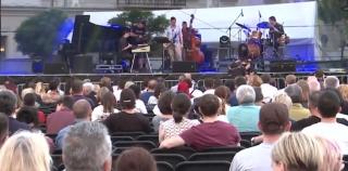 Eveniment de jazz, organizat în Piaţa Liberă din Timişoara. Mii de oameni s-au bucurat de muzică de calitate