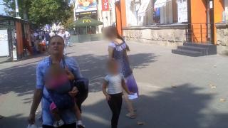 Martorii la abuzurile copiilor riscă până 2 ani de închisoare, dacă nu anunţă autorităţile. Noua prevedere, utilă, dar greu de aplicat