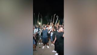 Cine sunt interlopii care au făcut răscoală în Capitală și au strigat mesaje de ameninţare la adresa ţării. Polițiștii nu le pot face nimic