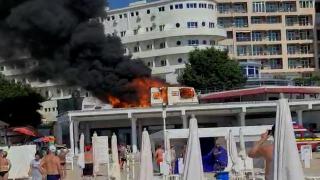Incendiu pe plaja din Eforie Nord. Imaginile au fost surprinse de martori