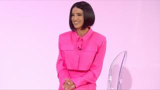 Adelina Pestriţu îşi învaţă fanii care sunt bunele maniere. Un singur clip a adunat peste 15 milioane de vizualizări